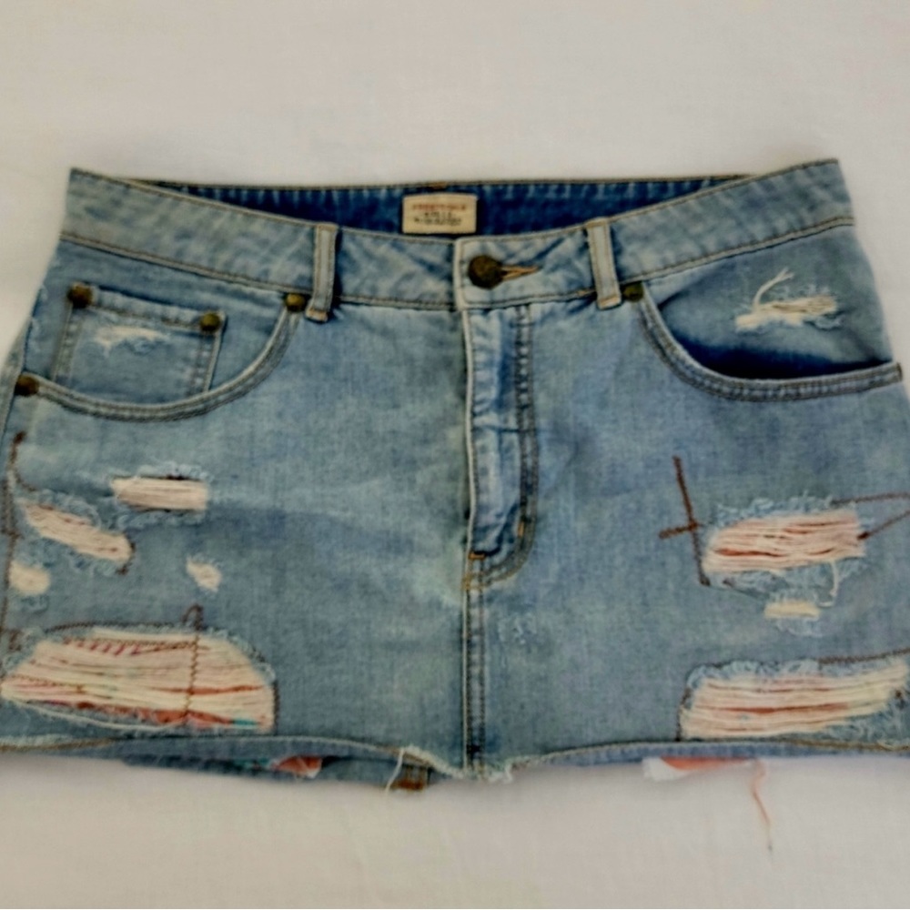 Free people distressed denim Jean mini skirt